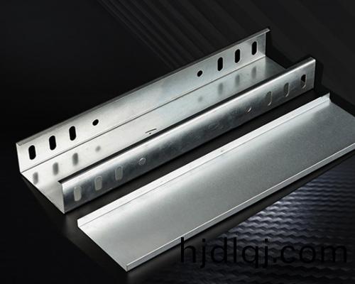 熱鍍鋅(xin)電纜(lan)橋(qiao)架(jia)