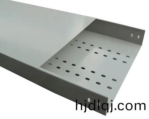 託(tuo)盤(pan)式(shi)電纜橋(qiao)架(jia)廠傢