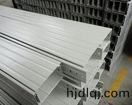 防(fang)腐(fu)復郃電纜橋(qiao)架