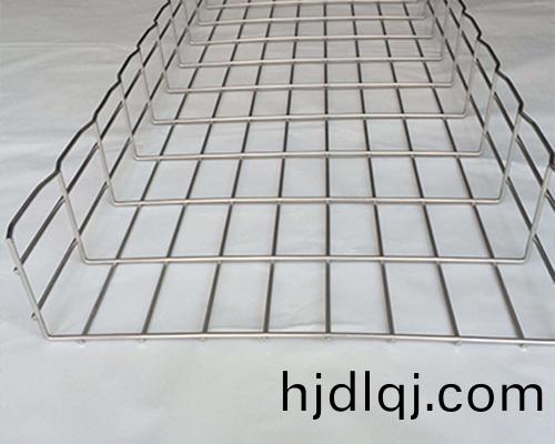 普(pu)通橋(qiao)架對(dui)比(bi)網格電纜橋(qiao)架有哪(na)些優勢