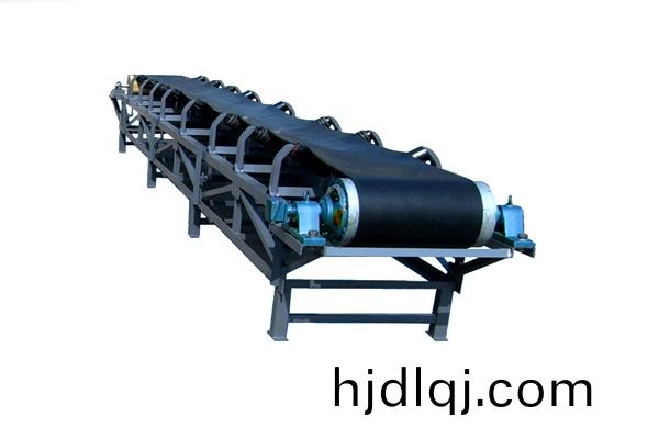 皮帶(dai)輸送機(ji)