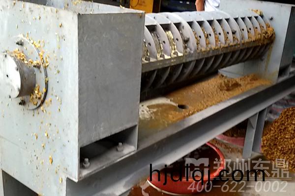 新(xin)疆(jiang)石(shi)河子(zi)小(xiao)時(shi)3噸辢椒(jiao)皮(pi)脫(tuo)水機(ji)設(she)備