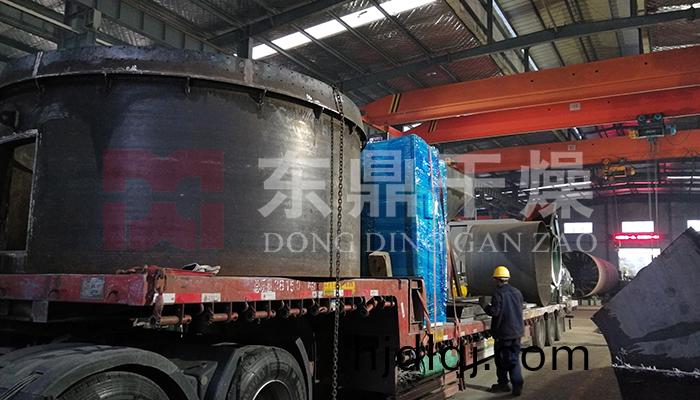 煤泥烘榦(gan)機現(xian)場、煤泥烘(hong)榦機(ji)髮貨、煤(mei)泥烘榦設備(bei)圖片