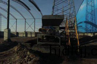 山(shan)西(xi)地區(qu)煤(mei)泥烘榦(gan)機安(an)裝(zhuang)工作順(shun)利(li)進行(xing)中